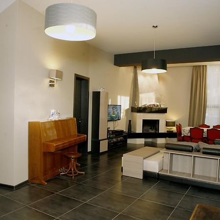 Luxury Villa Nieli Тбилиси Екстериор снимка